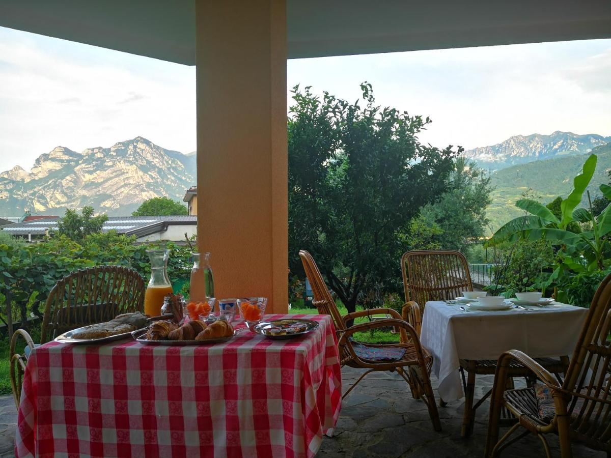 B&B Esmeralda Arco Buitenkant foto
